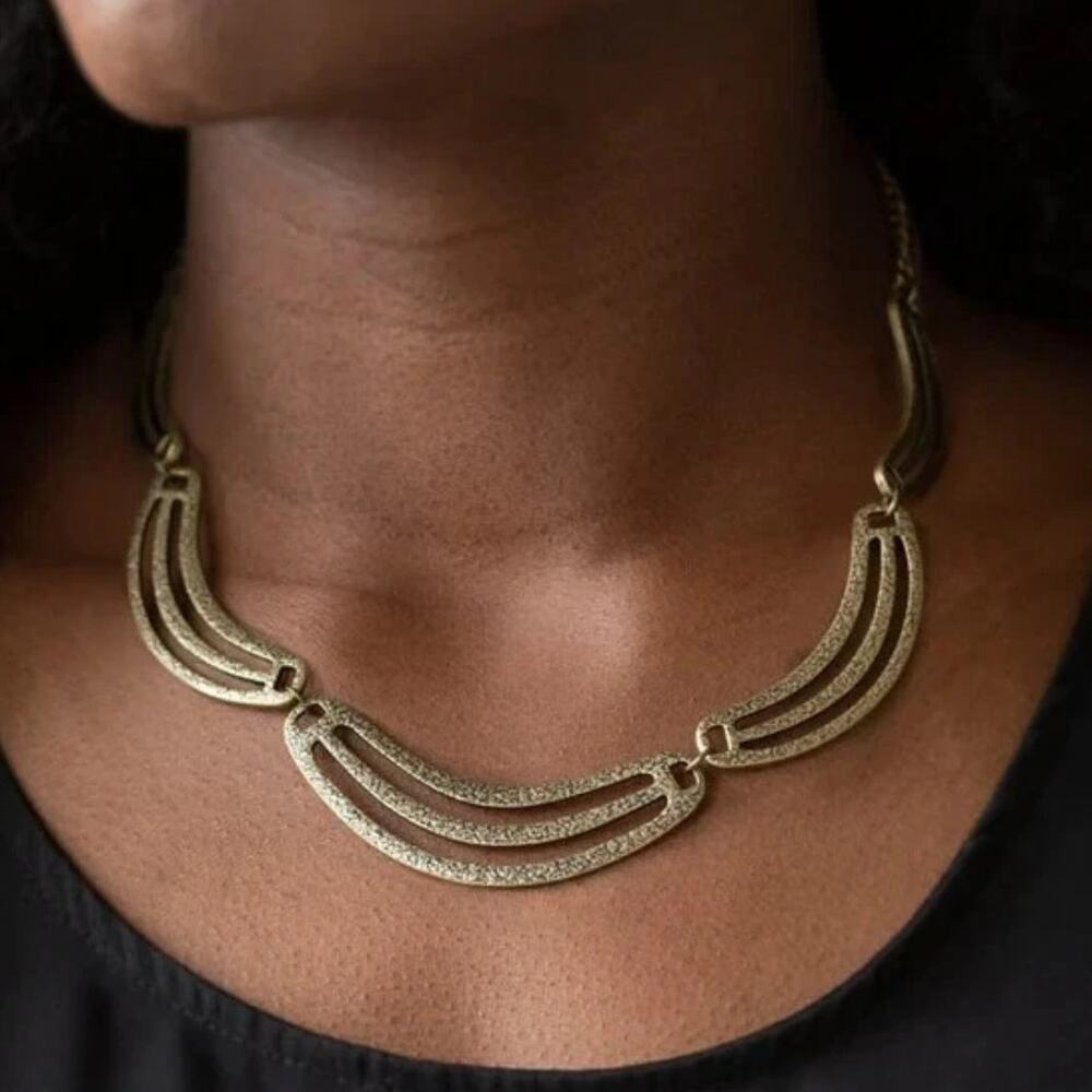 Vintage Style Silver Tone Statement Necklace & Dangle Earrings Set